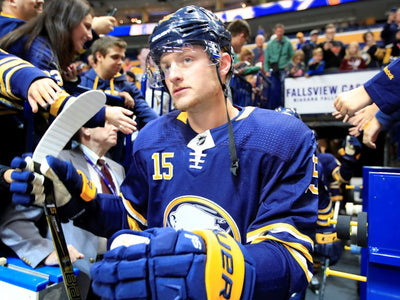 Sabres sign Eichel to eight-year, $80 million deal